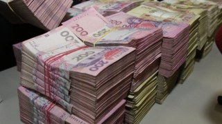 На Львівщині керівник банку заробила 14 мільйонів, обдурюючи вкладників