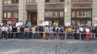 Студенти ЛДФА пікетують проти приєднання до Франкового вишу