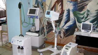 Міськрада передасть львівським лікарням медичну техніку з медпункту фан-зони