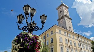 У Львові фасад вежі Ратуші відкриють у понеділок