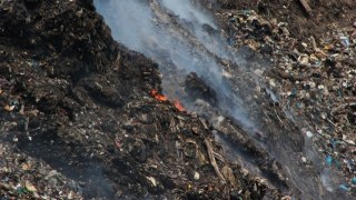 На Львівщині загорілося ще одне сміттєзвалище