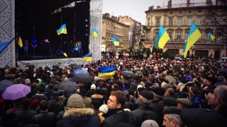 Кількість учасників мітингу у Львові зросла до 10 тисяч