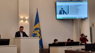 Депутати хочуть зобов'язати забудовників встановлювати сонячні батареї на новобудовах Львова