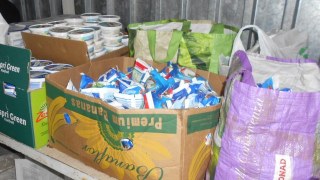 У Краковці вилучили тонну контрабанди харчових продуктів