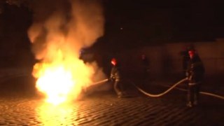 У Червонограді згоріла іномарка Volkswagen Passat