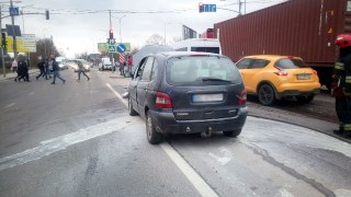 У Львові під час руху зайнялася автівка Renault Scenic
