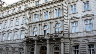 Прокурор Львівщини нагадав про відповідальність через захоплення адміністративних будівель