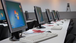 На Львівщині учням модернізують комп'ютерні класи за 2 млн грн