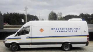 У Львові на подвір'я приватного підприємця кинули гранату