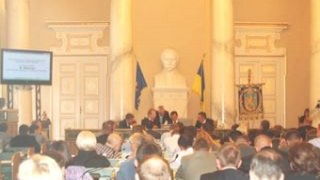 Львівській облраді, щоб ухвалити Програму соціально-економічного та культурного розвитку області доведеться скликати позачергову сесію