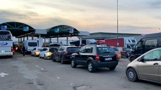 На кордоні з Польщею – черги з 170 авто