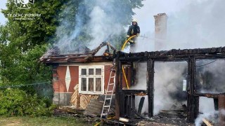 На Яворівщині через пожежу в будинку загинув чоловік