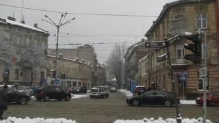 У лютому Садовий виділив 180 тисяч на ремонт вулиць Львова
