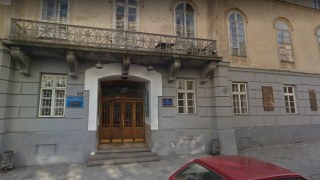 У Міноборони заявили, що не виставляли на продаж Будинок офіцерів у Львові