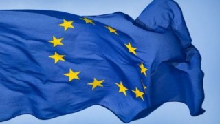 В ЄС скасують плату за мобільний роумінг з 2017 року