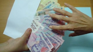 На Львівщині зменшилася номінальна зарплата одного працівника на 2,8%
