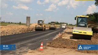 До Дня незалежності на Львівщині відремонтують 42 кілометри Дороги Єдності