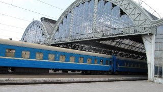 У серпні не курсуватиме поїзд Івано-Франківськ – Стрий