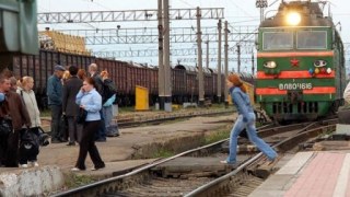 На Львівщині поїзд переїхав чоловіка