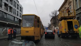 Через обрив контактної мережі на Замарстинівській трамваї № 9 та № 6 курсують за зміненим маршрутом