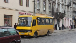 На Львівщині звільнили водія маршрутки, який перебував за кермом у неверезому стані