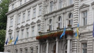 Львівська обласна рада виплатила майже 100 тисяч за відрядження у 2021 році