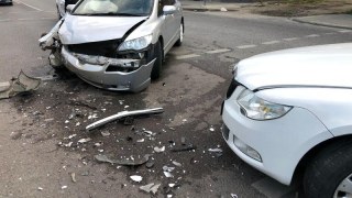 Водій авто Skoda Superb, який перебував під наркотиками, спричинив потрійне ДТП у Львові