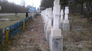 На Львівщині сплюндрували військовий цвинтар часів Першої світової