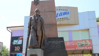 Депутата міськради Трускавця оштрафували на 1700 гривень через купівлю іномарки