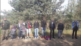 На Львівщині затримали 11 турецьких нелегалів