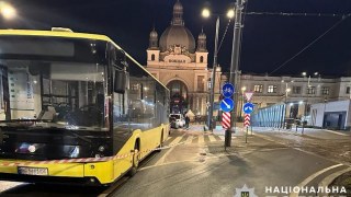 У Львові водій автобуса Electron на смерть збив чоловіка