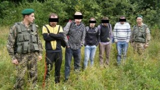 На кордоні з Польщею затримали 5 нелегалів з Кавказу