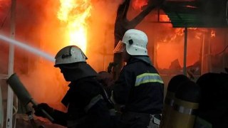 Пожежу на Львівщині ліквідовували вісім рятувальників та дві машини