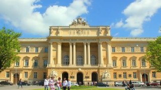 Франковий університет лідирує за кількістю поданих заяв з-поміж вишів України