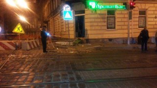 Приватбанк встановив нагороду за затримання підривників банкомату у Львові