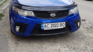 В Україні підвищили вартість платних номерних знаків на авто