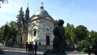 Відреставрована каплиця Бачевських