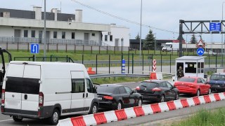 На кордоні Львівщини з Польщею є затримки для автобусів та вантажівок