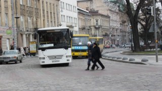 На дороги Львова вийшло близько 85% маршруток, – міськрада