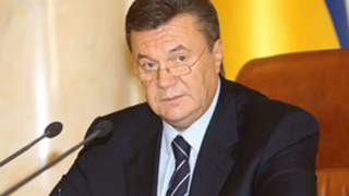 Янукович відзначив державними нагородами львів’ян до Дня Конституції