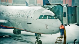У львівському аеропорту знову скасовано рейс