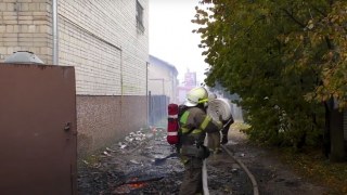 У Львові чоловік отримав опіки обличчя через пожежу у будинку