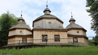 Дві дерев'яні церкви Пустомитівщини отримають кошти на реставрацію