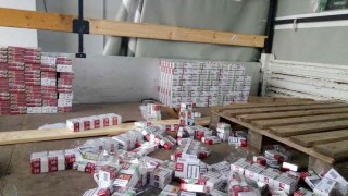 У Рава-Руській поляк намагався незаконно вивезти понад дві тисячі цигарок