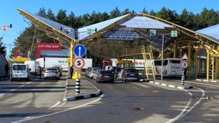 На кордоні з Польщею – черги з 210 авто та 70 пішоходів