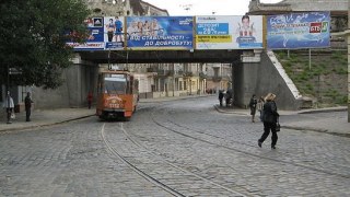 Від сьогодні Замарстинівською уже курсують трамваї
