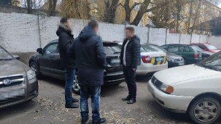 Львів'янину, який під час конфлікту на дорозі стріляв з пістолета, загрожує до 7 років ув'язнення