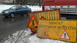 Від Садового вимагають ремонтувати дороги не коштом львів'ян, а держави