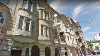 Львівська фірма реставрує балкони будинку-пам'ятки архітектури на вулиці Фредра
