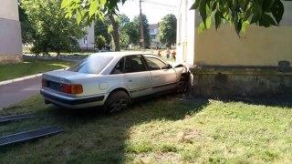 ДТП у Червонограді: постраждав водій легковика